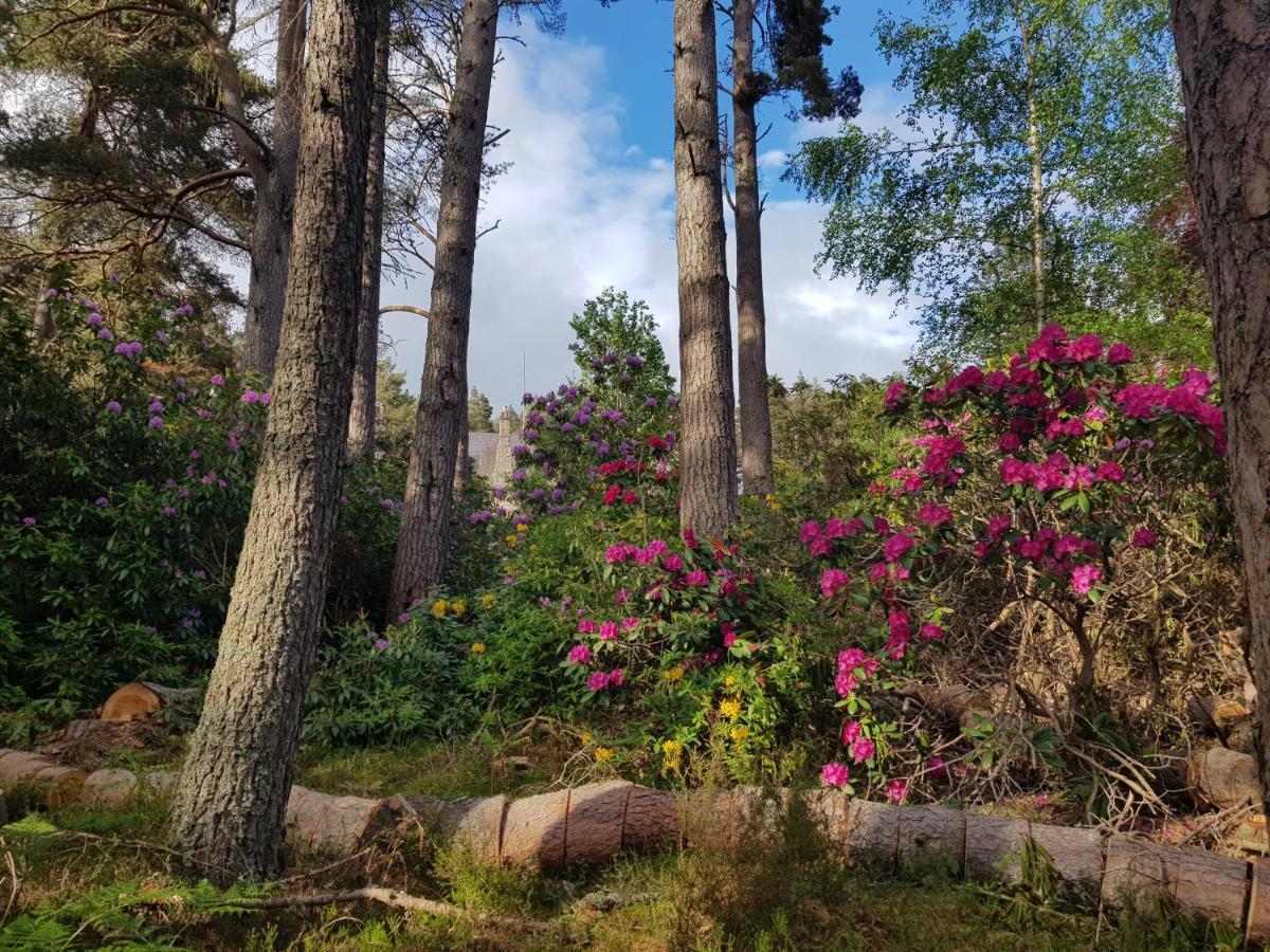Cambus O' May Traditional Highland Hotel Ballater Esterno foto