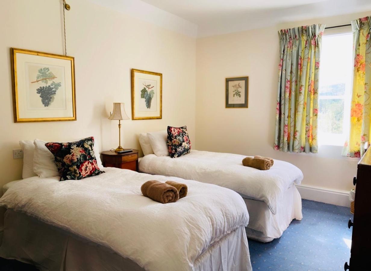 Cambus O' May Traditional Highland Hotel Ballater Esterno foto