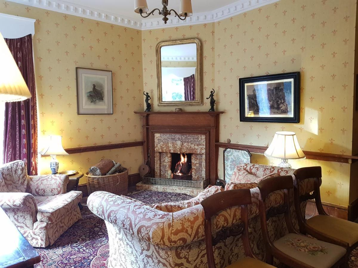 Cambus O' May Traditional Highland Hotel Ballater Esterno foto