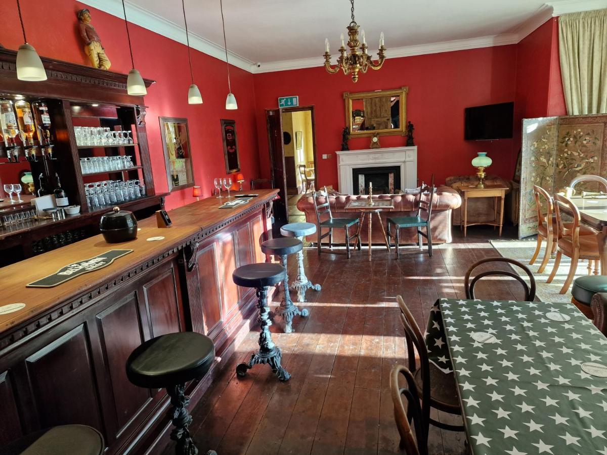 Cambus O' May Traditional Highland Hotel Ballater Esterno foto