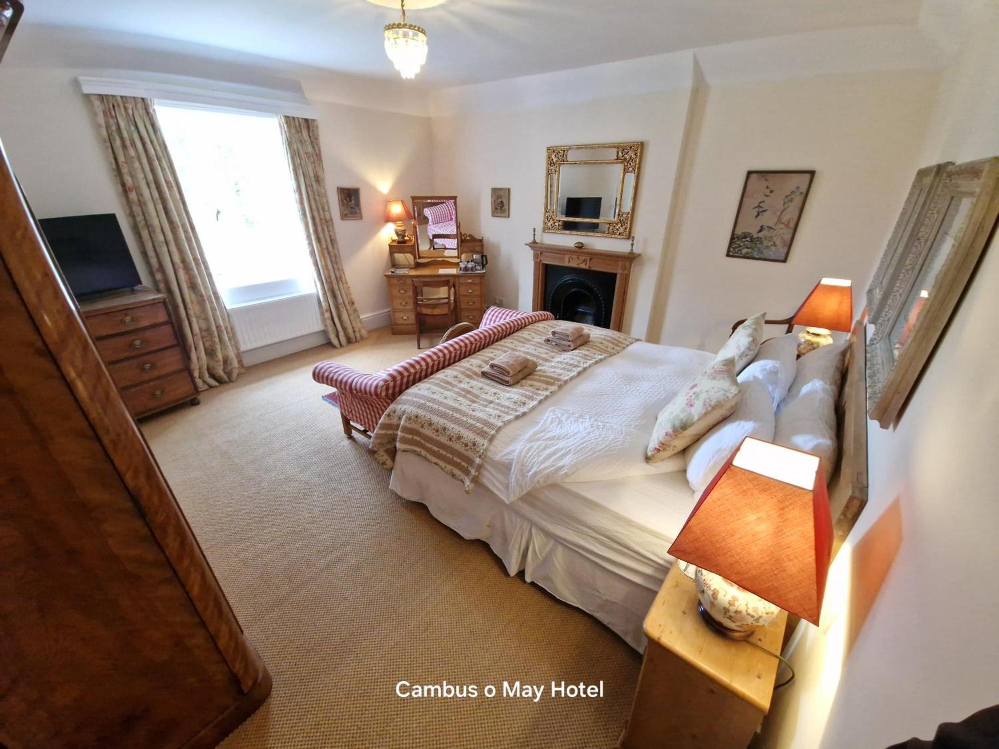 Cambus O' May Traditional Highland Hotel Ballater Esterno foto