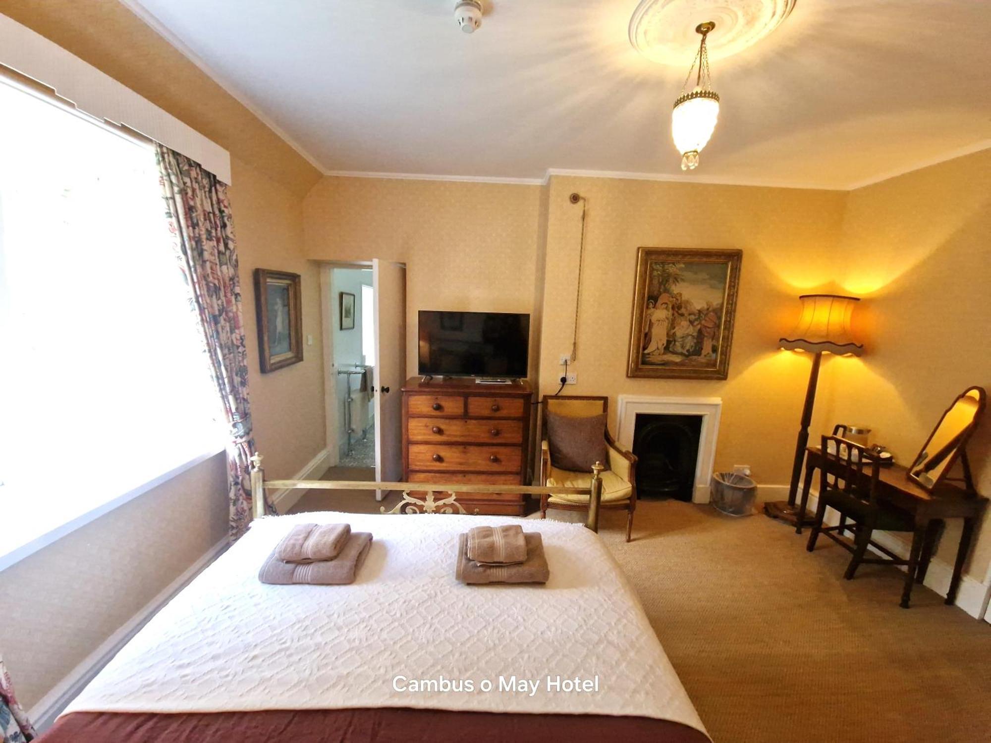 Cambus O' May Traditional Highland Hotel Ballater Esterno foto