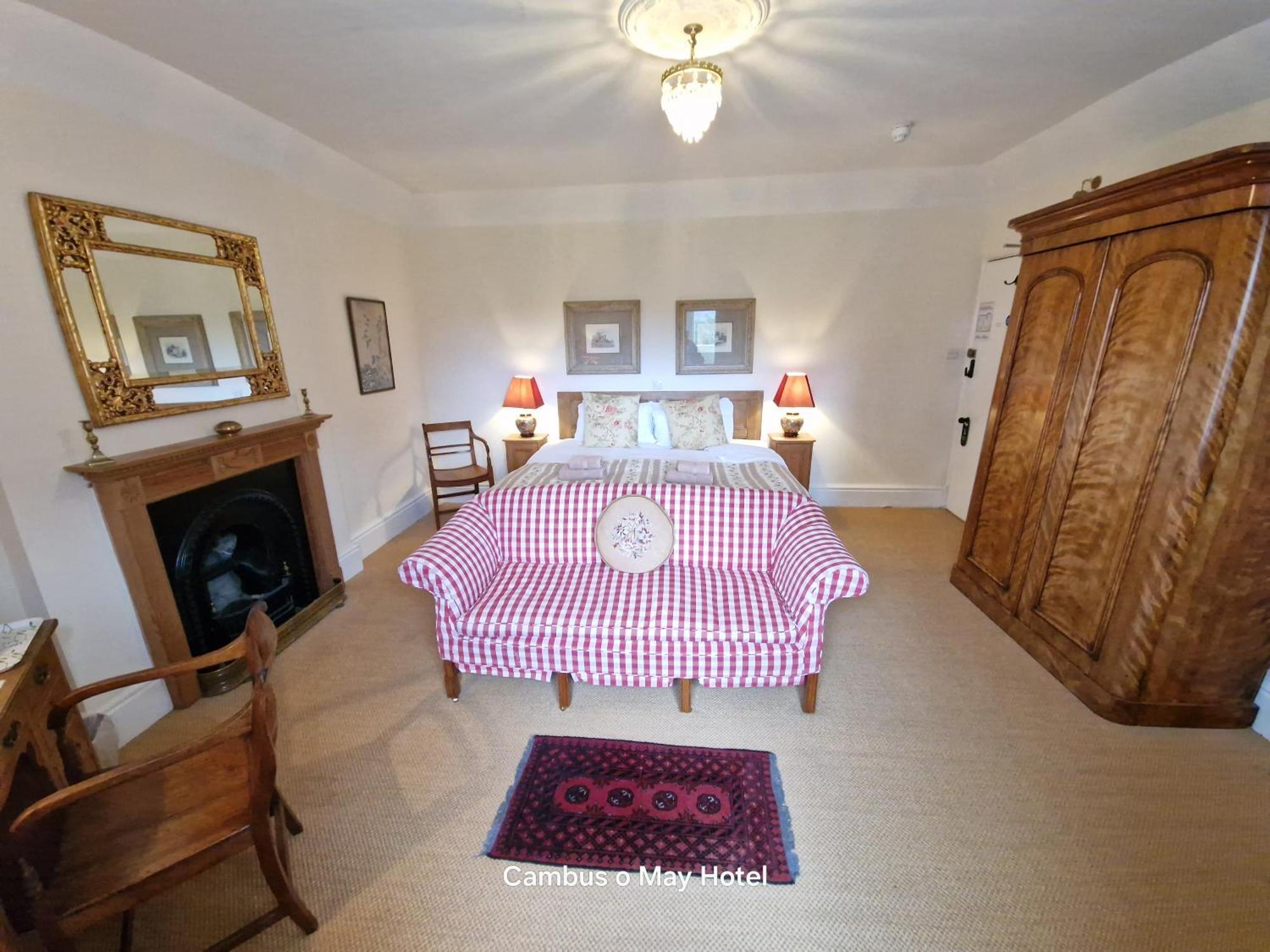 Cambus O' May Traditional Highland Hotel Ballater Esterno foto